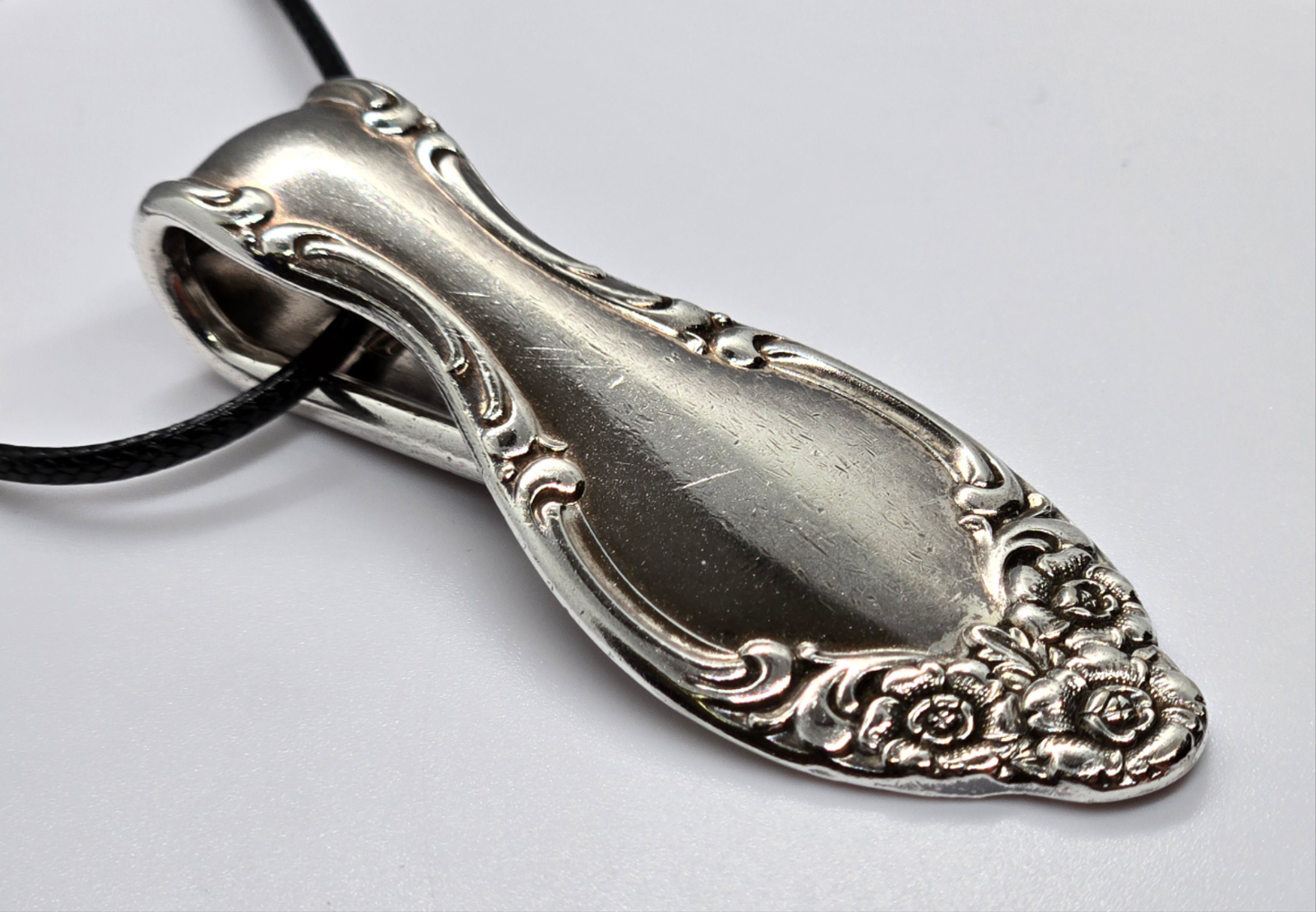 Lady's Densmore Necklace and Pendant