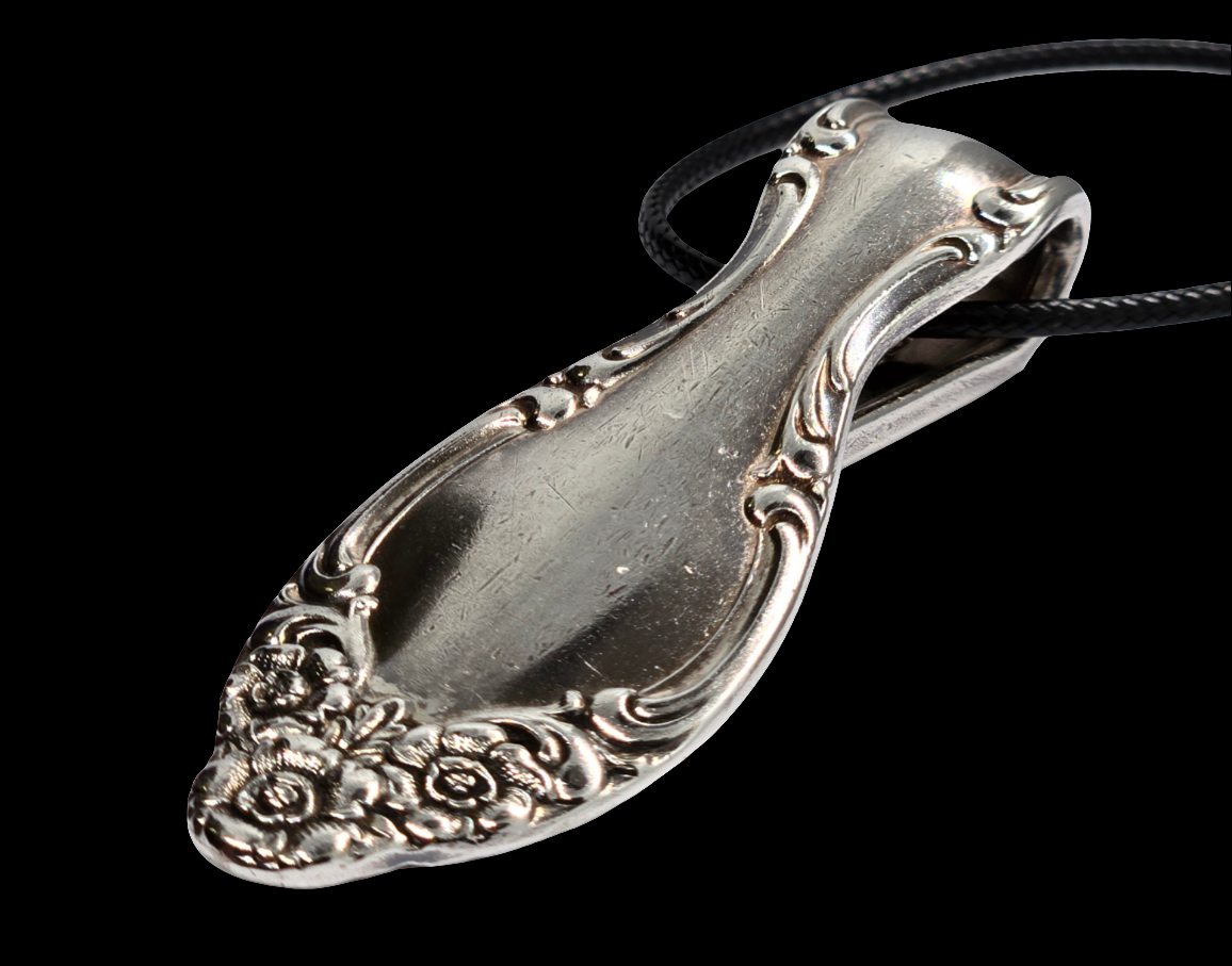 Lady's Densmore Necklace and Pendant