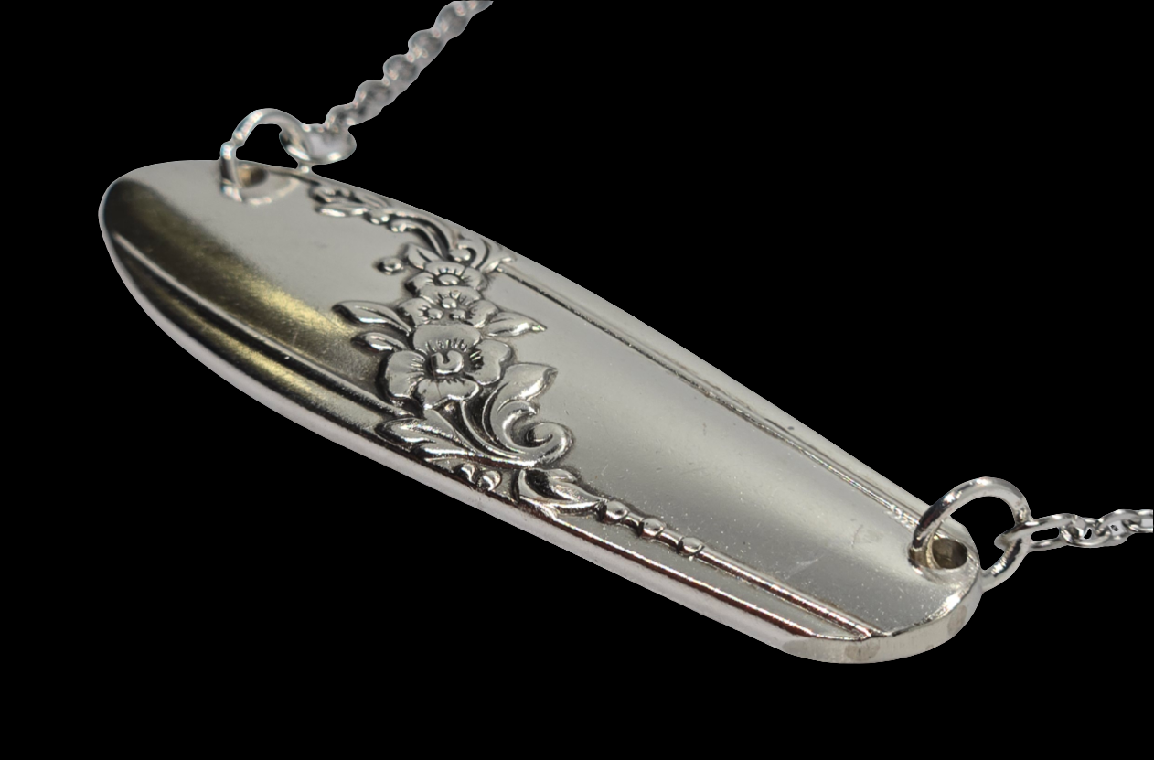 Queen Bess Necklace and Pendant