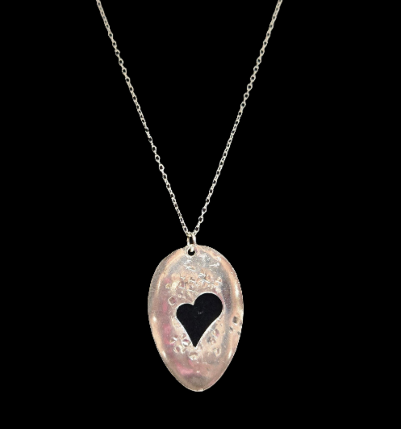 HEART NECKLACE