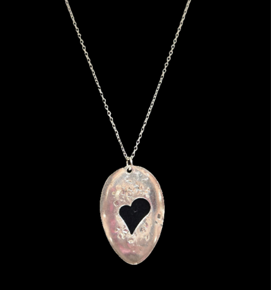 HEART NECKLACE