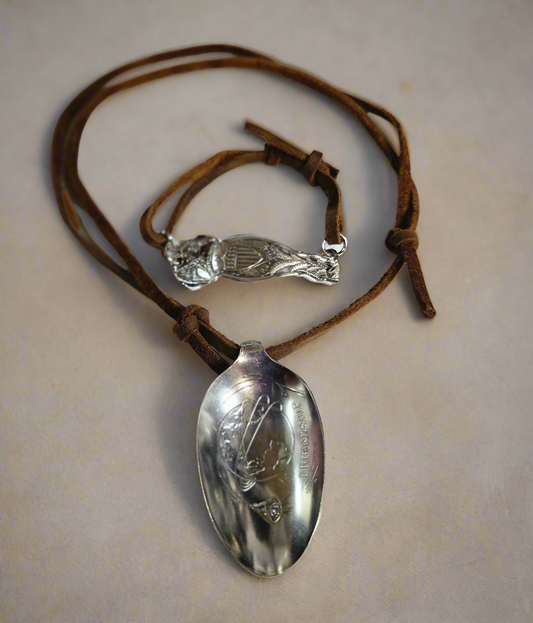 Sliding Knot United States Friendship Necklace and Bracelet