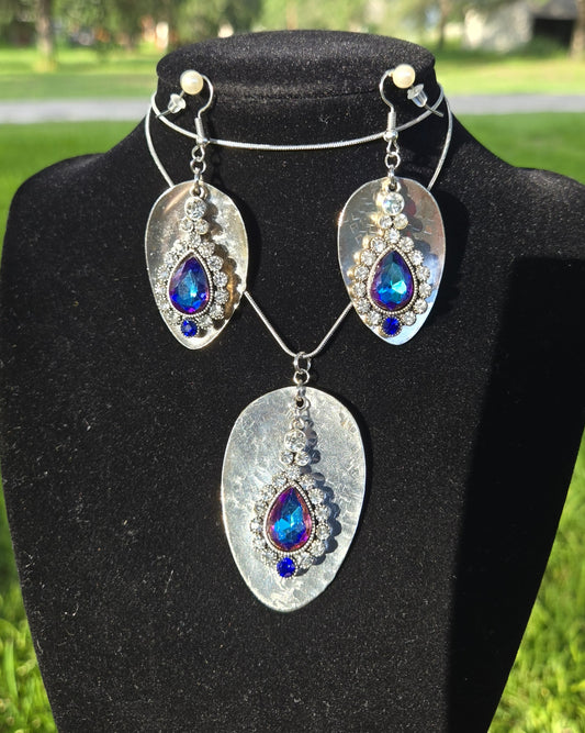 Peacock Hue Spoon Necklace Pendant (only)