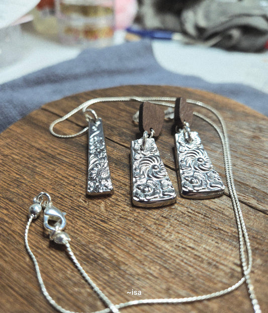 Set of Summer To Fall Necklace and Earrings post