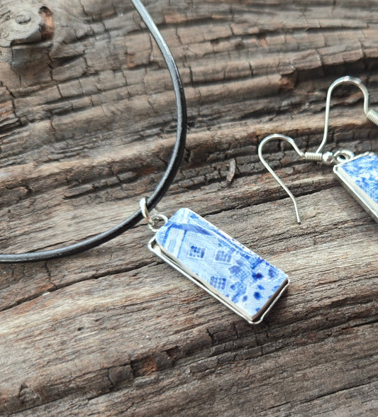 Leather Blue Hill Windows