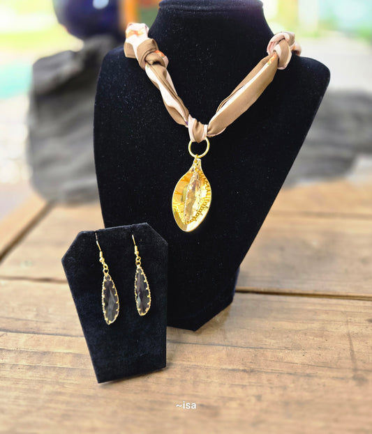 Fall Brown Necklace Complementary Earrings
