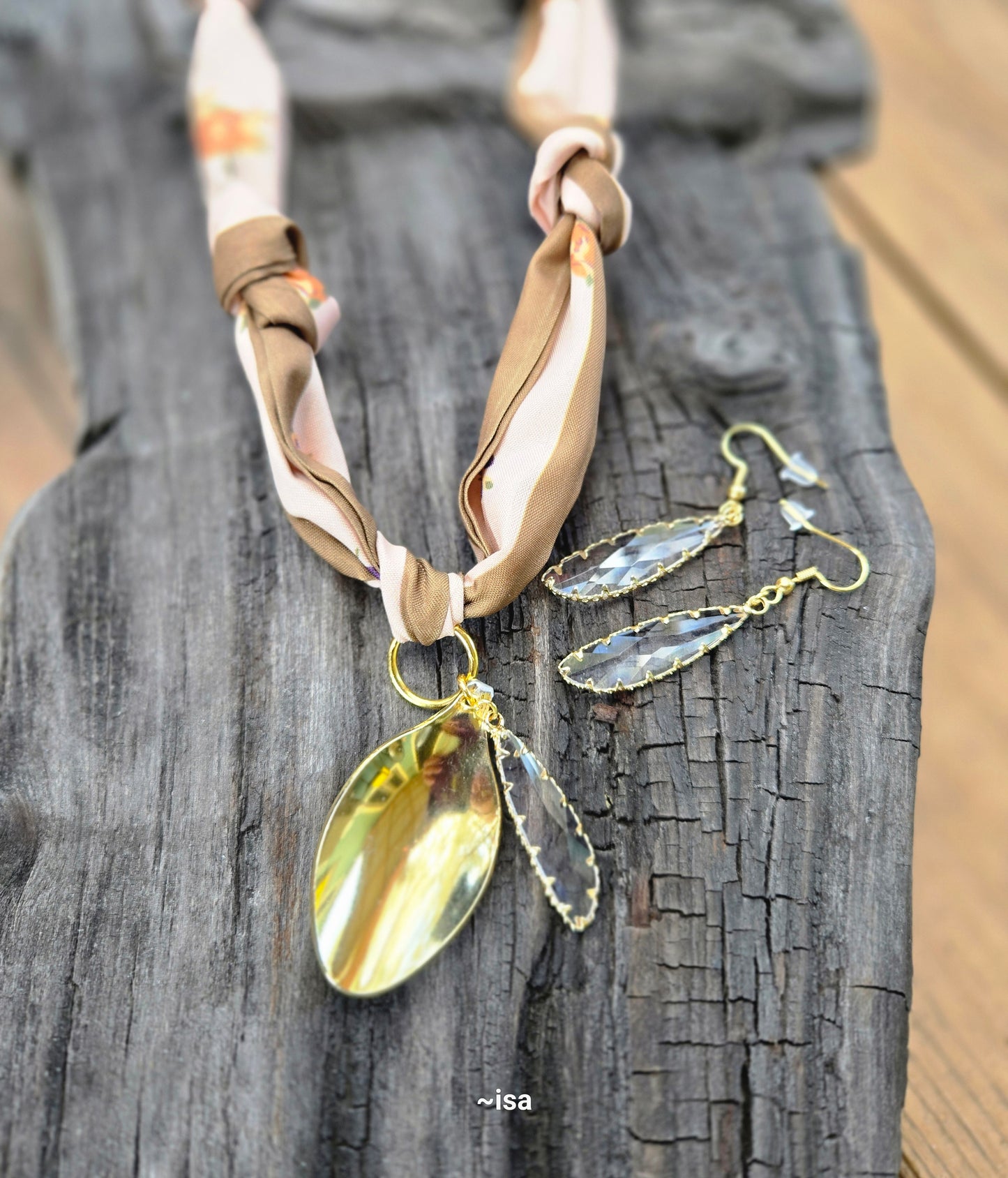 Fall Brown Necklace Complementary Earrings