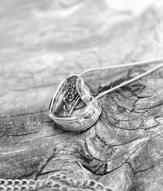 Queen Bess Heart Necklace