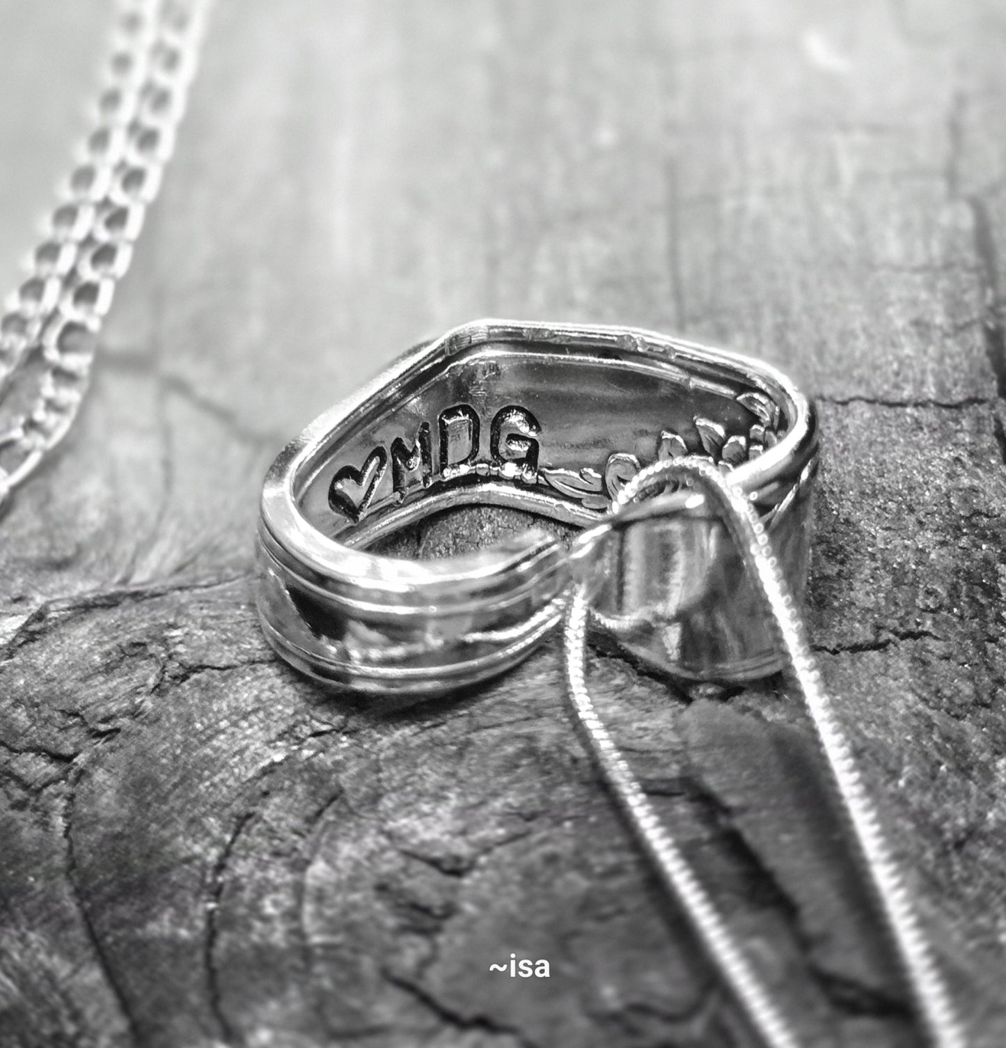 "Be Mine" Hearts special hand-stamped 《1 heart necklace Up to 4 Characters》